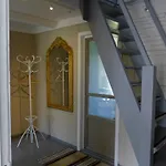& Feriehus *